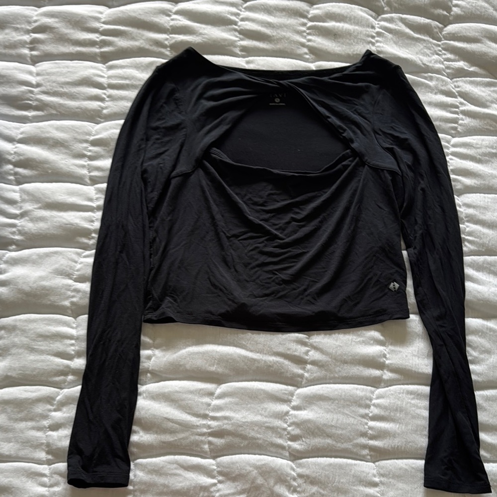 Tavi Cutout Long Sleeve